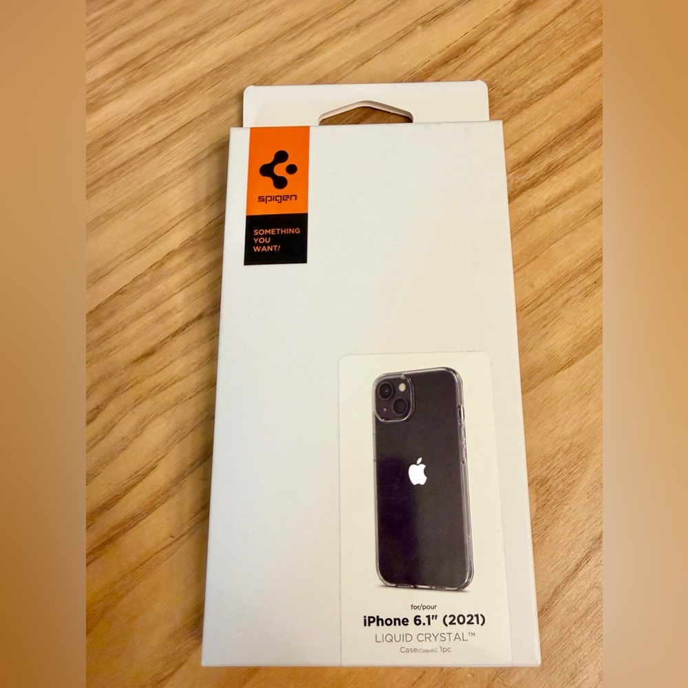 Spigen Liquid Crystal iPhone 6.1" (2021) Case - Transparent